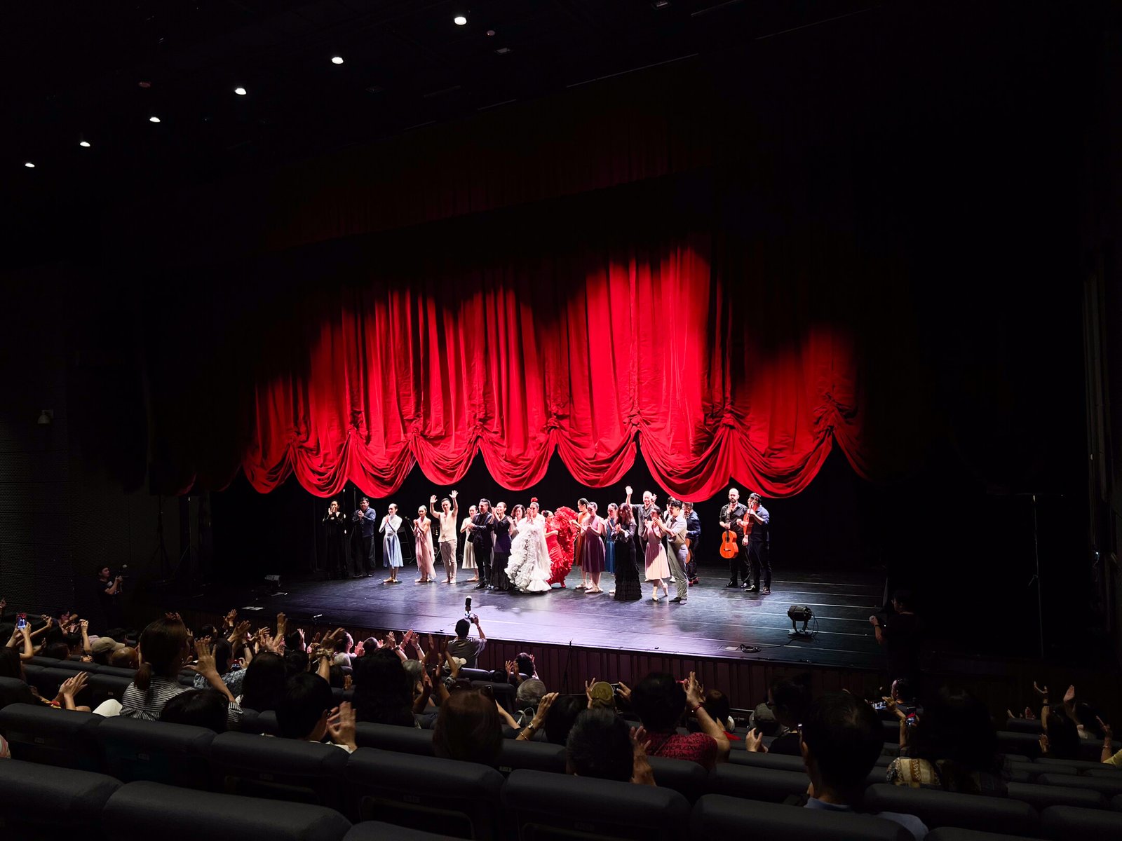 You are currently viewing 2025 《Lápiz de ojos 弦。舞》｜舞團
